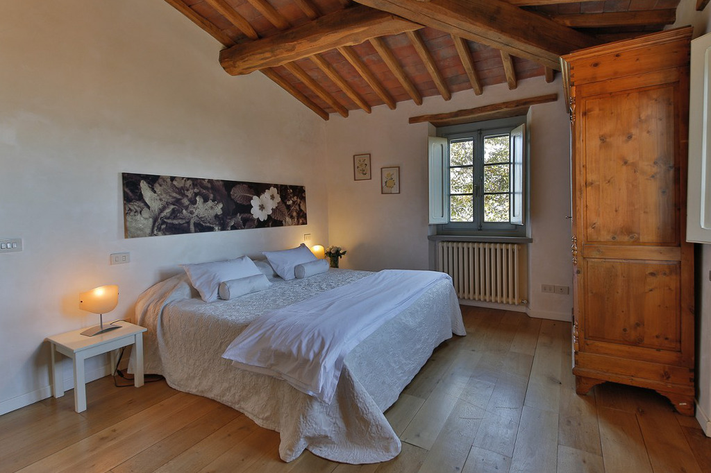 Rosetto bedroom
