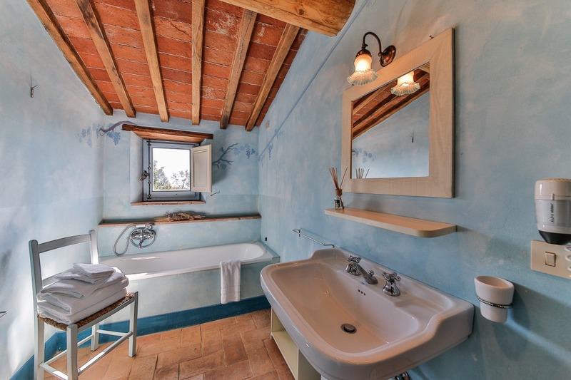 Vigneto bathroom